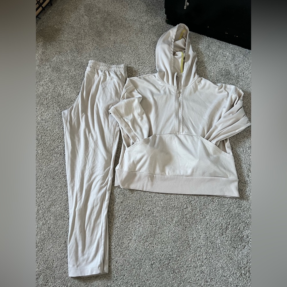 Cream Half Zip Hoodie & Joggers // All in Motion